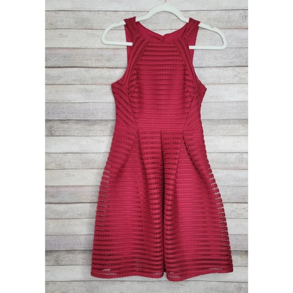 NWT She + Sky Red Ribbed Mid Length Sleeveless Cocktail Dress Size Small